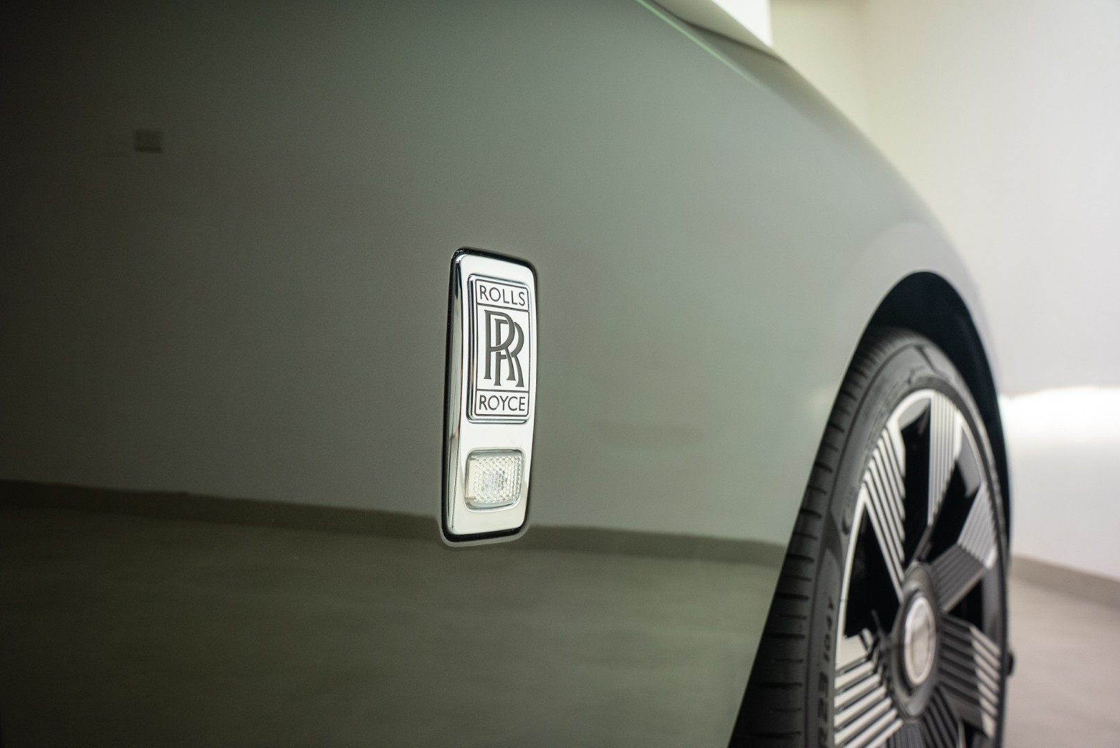 2024 ROLLS ROYCE SPECTRE. GCC. WARRANTY SERVICE. FULL OPTION.